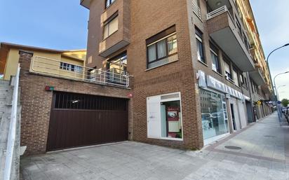 Exterior view of Garage for sale in Urnieta