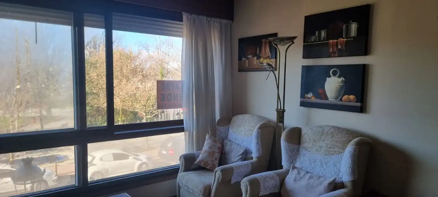 Sala de estar de Piso en venta en Vilagarcía de Arousa con Calefacción, Trastero y Amueblado