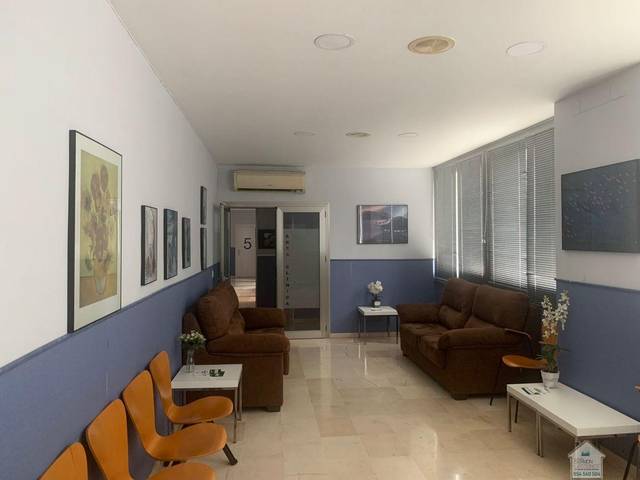 Oficina en Alquiler en La Calzada - La Florida