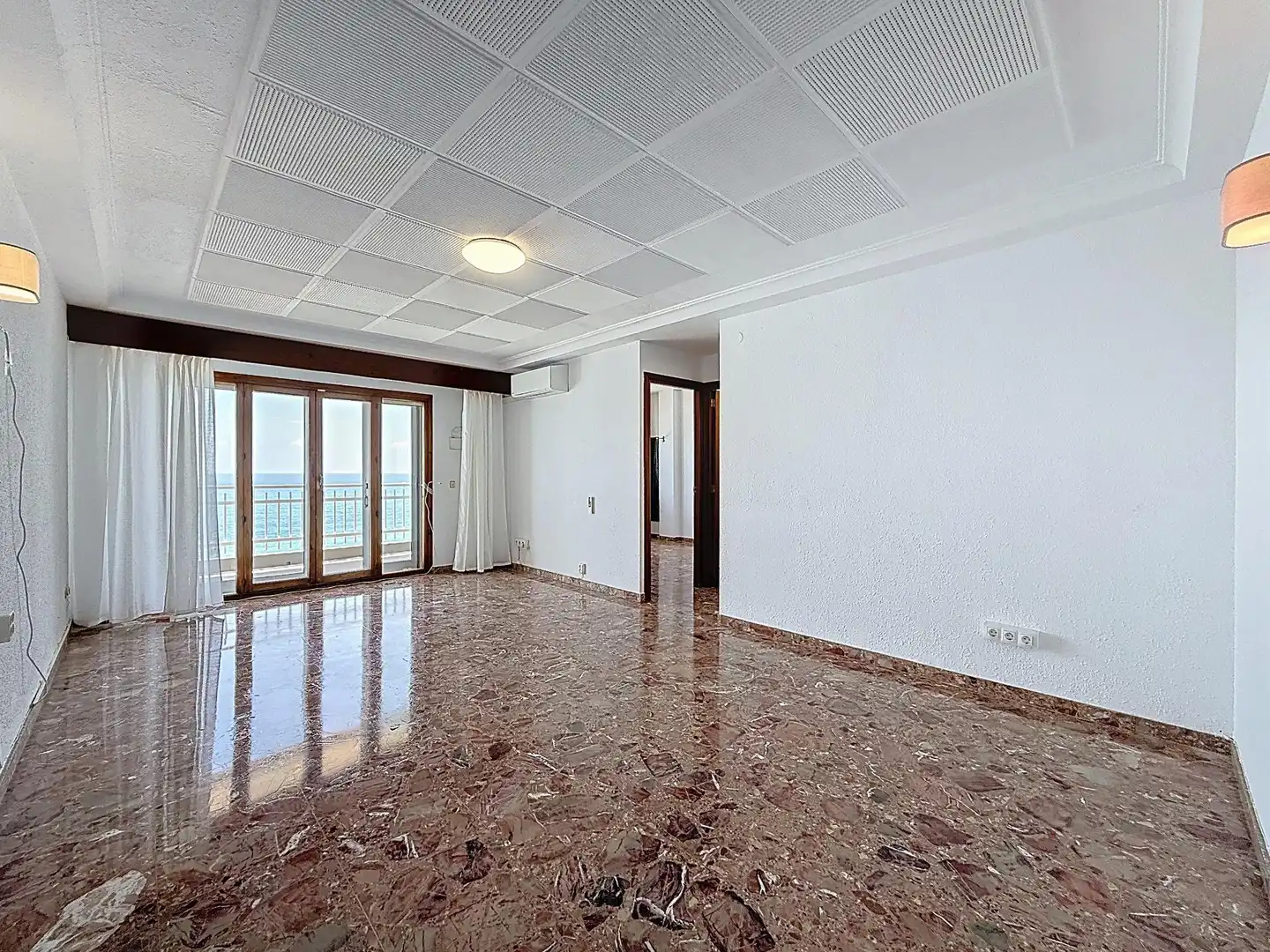 Sala de estar de Ático de alquiler en Fuengirola con Terraza y Amueblado