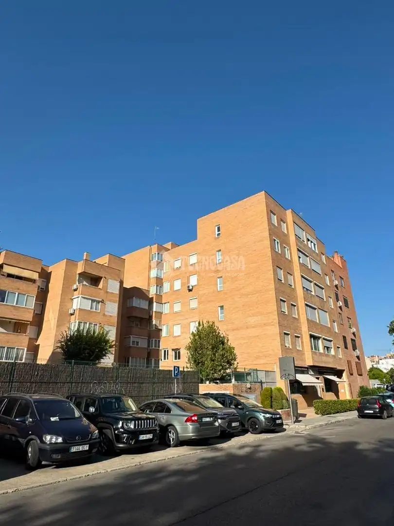 Vista exterior de Pis en venda en Madrid amb Aire condicionat, Calefacció i Parquet