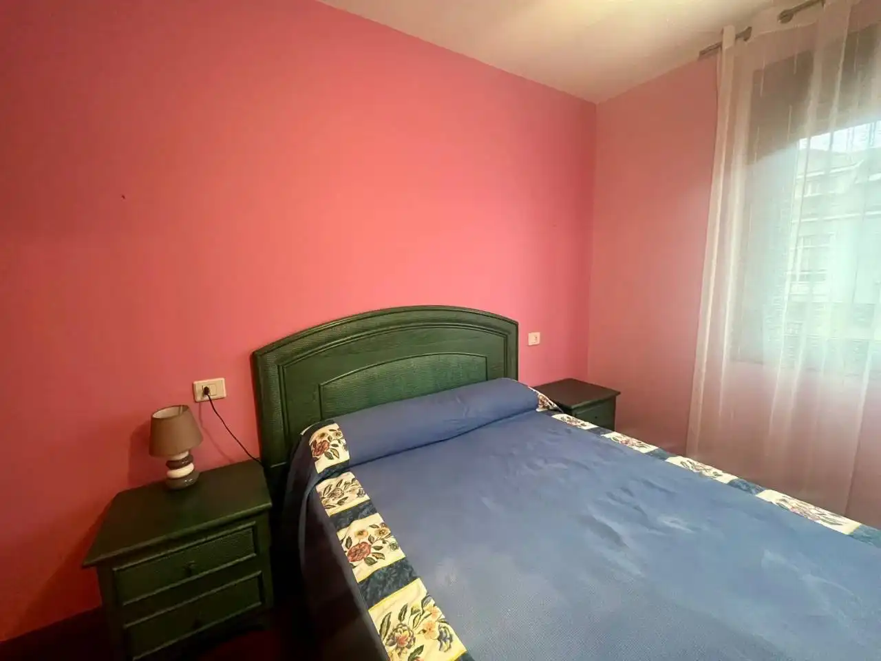 Bedroom of Flat for rent in Miño, A Coruña