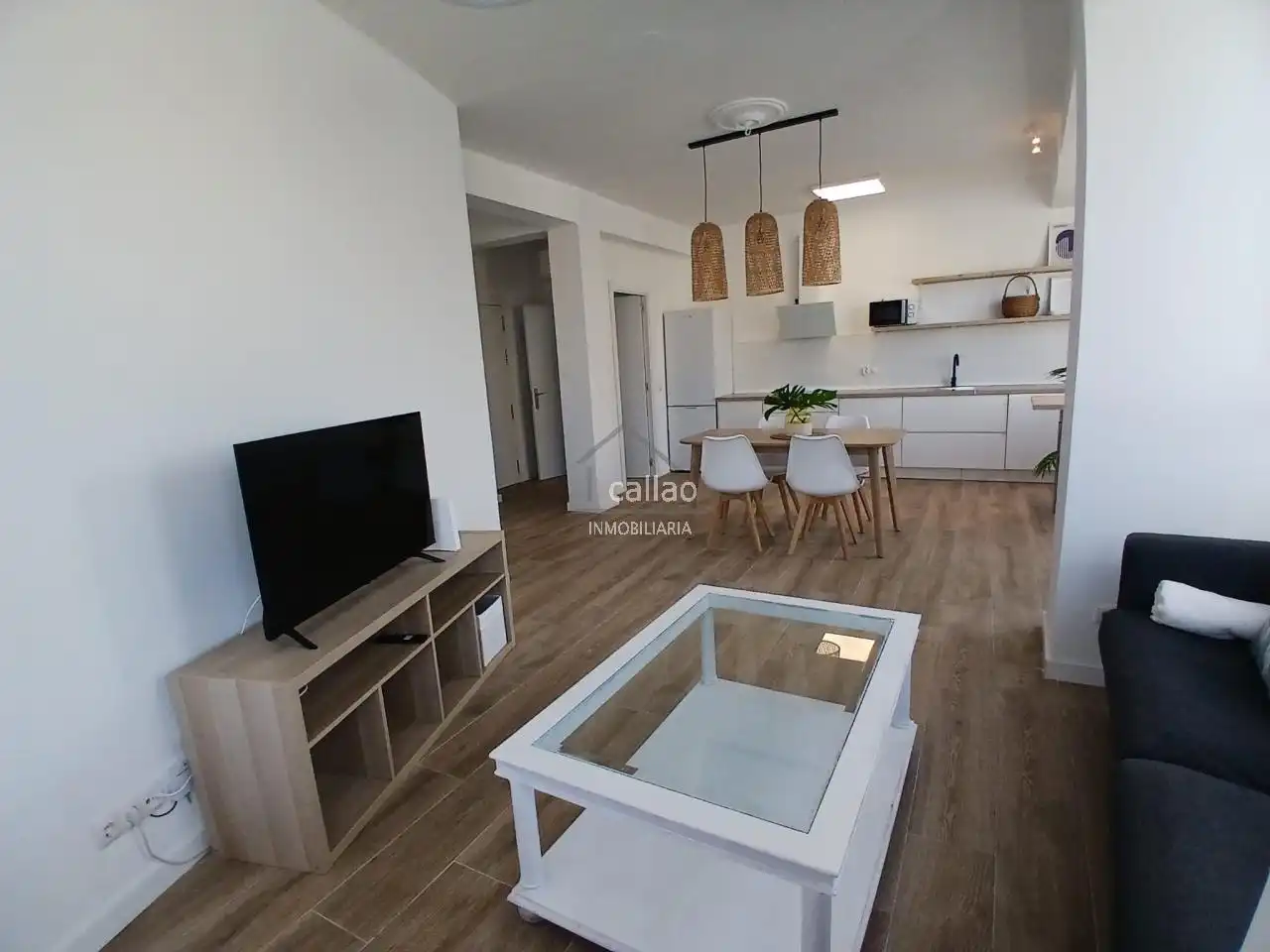 Wohnzimmer von Wohnung zur Miete in Ares, A Coruña