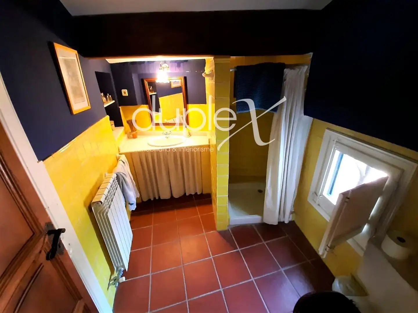 Baño de Finca rústica en venta en Òrrius con Aire acondicionado, Jardín privado y Terraza