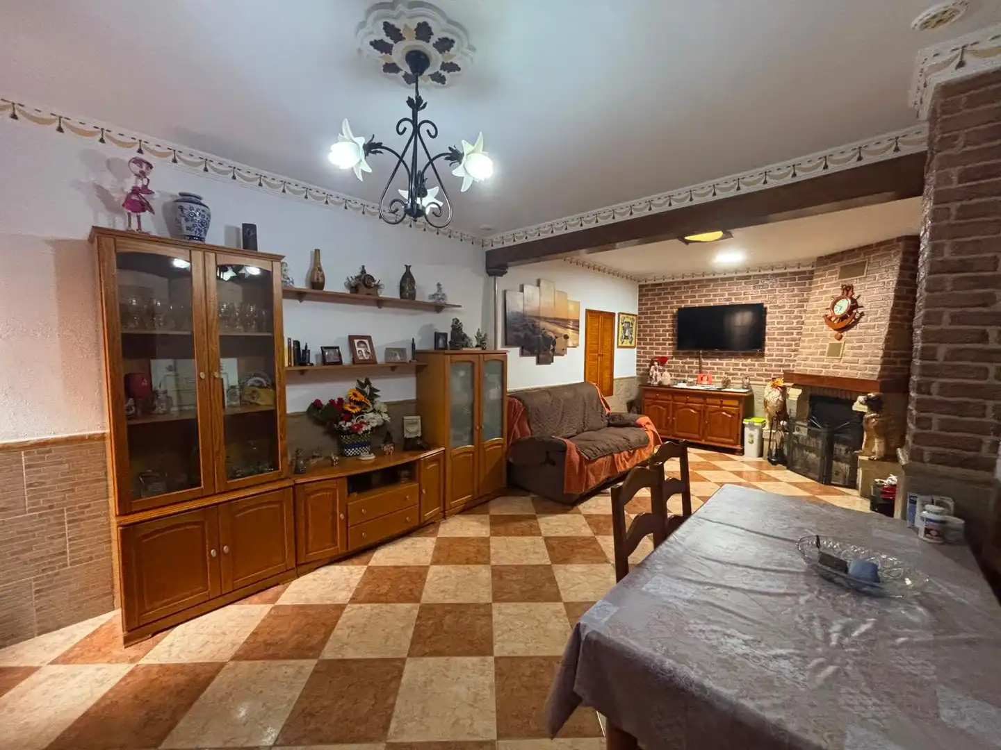 Sala de estar de Casa o chalet en venta en Dos Hermanas con Aire acondicionado