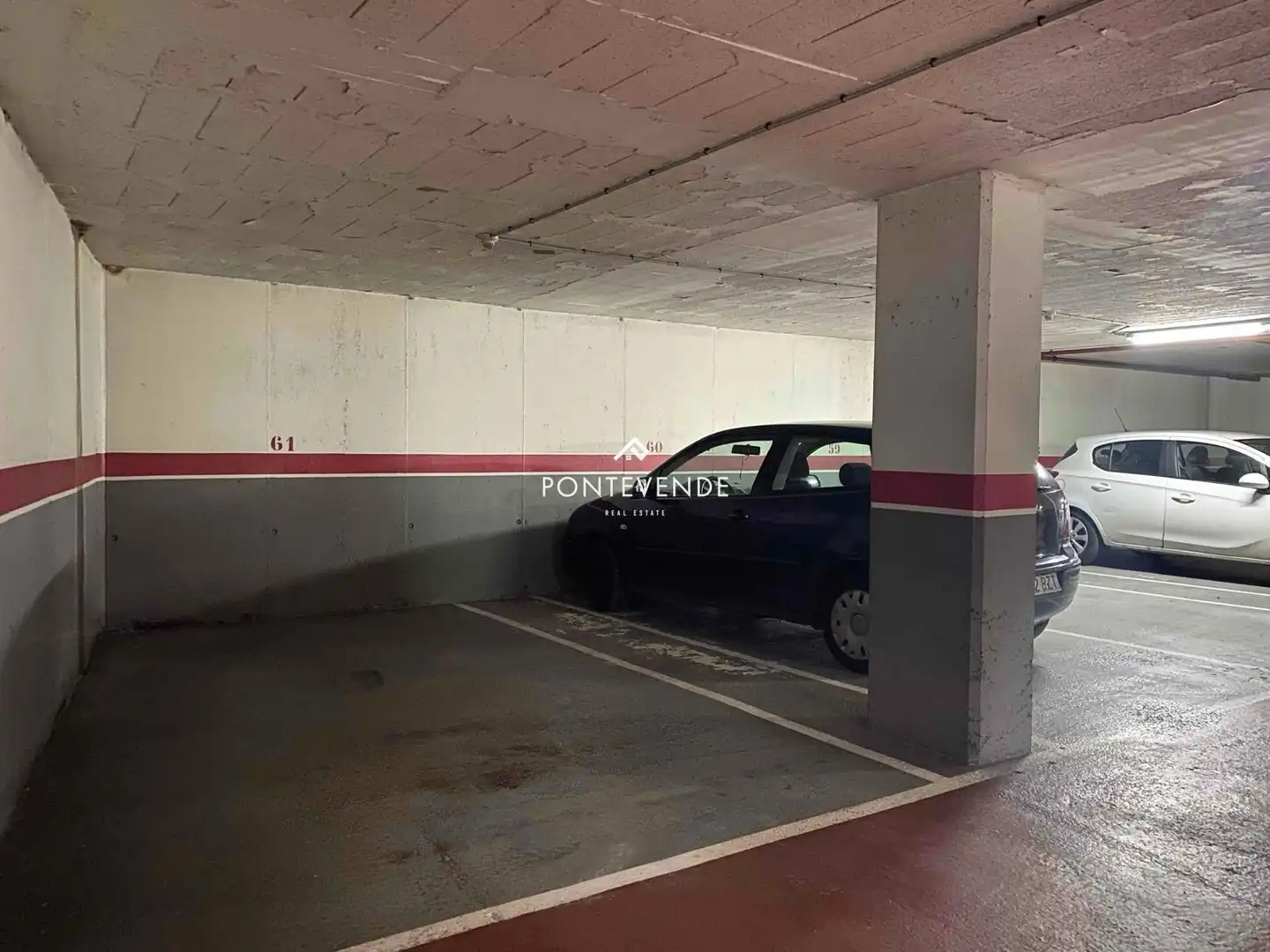 Parking de Piso en venta en Poio con Calefacción, Parquet y Trastero