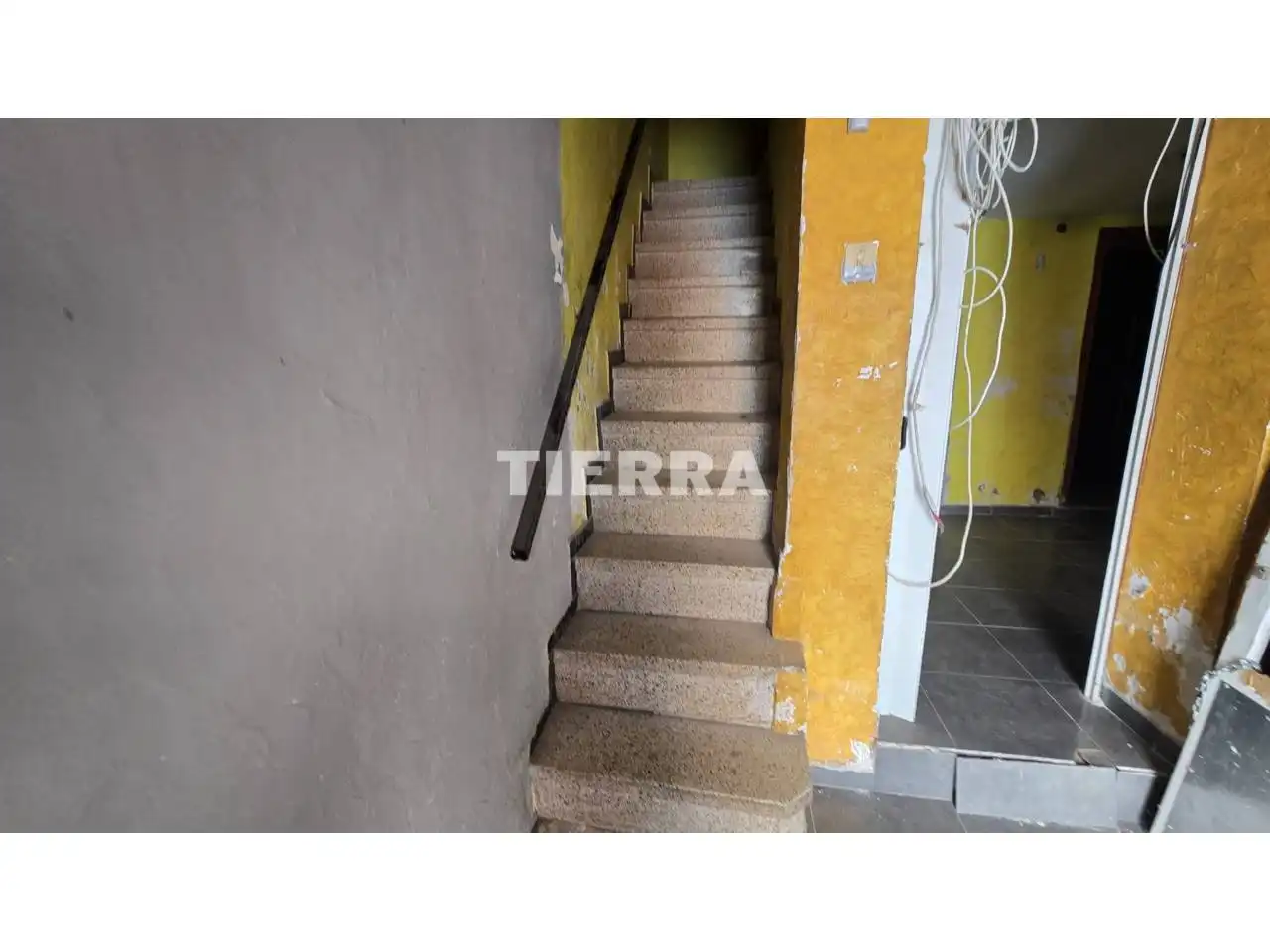 Casa adosada en venda en Yecla