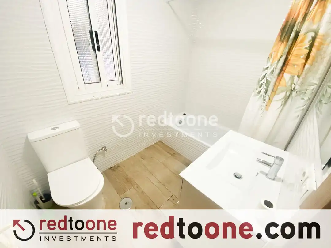 Baño de Piso en venta en Alicante / Alacant con Terraza