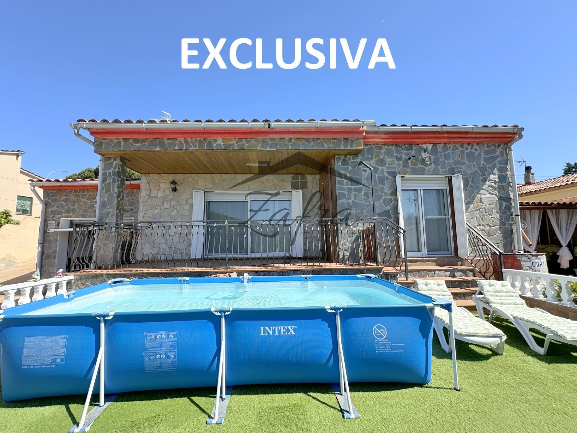 Piscina de Casa o xalet en venda en Vidreres amb Calefacció, Jardí privat i Terrassa