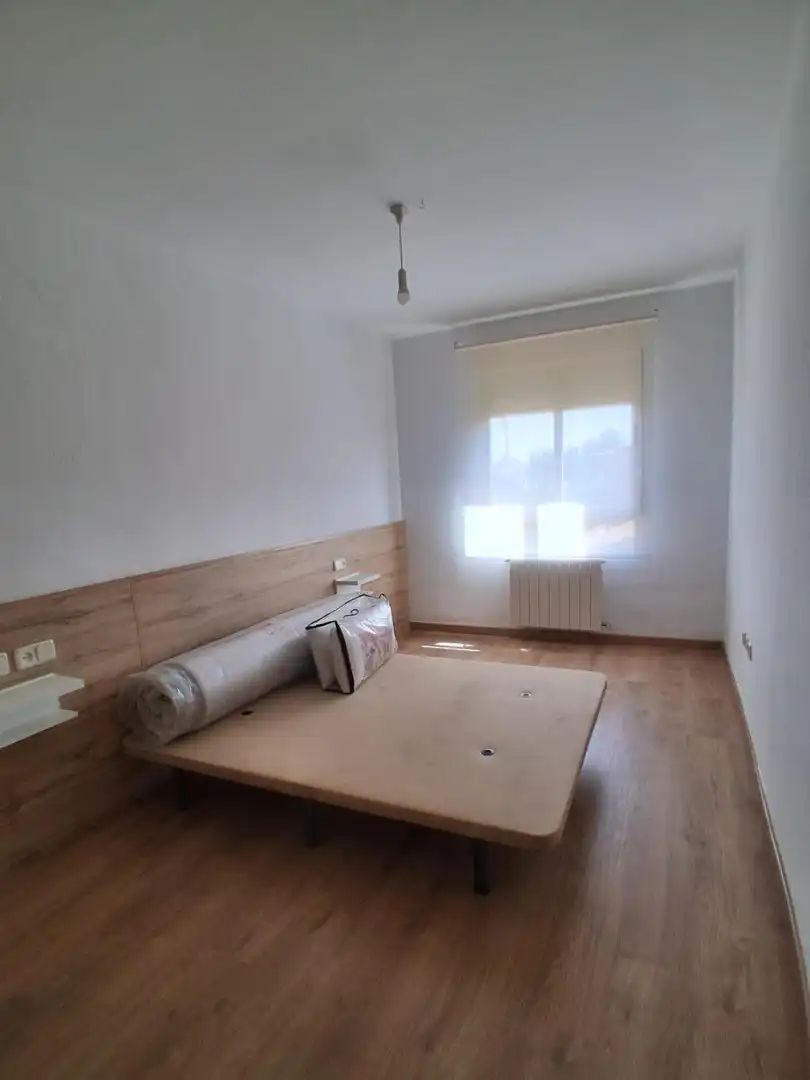 Habitación de Apartamento en venta en Albacete con Aire acondicionado, Calefacción y Amueblado