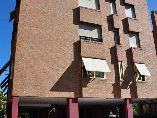 Außenansicht von Wohnung zum Verkauf in  Madrid Capital mit Klimaanlage und Terrasse