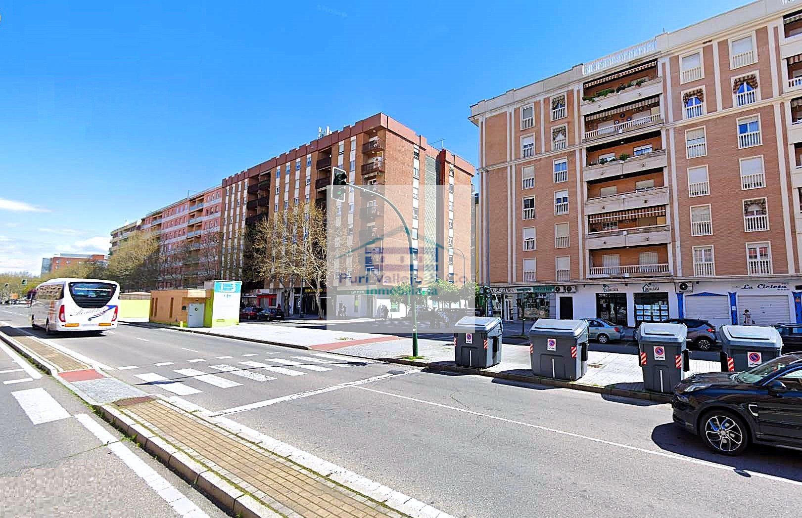 Vista exterior de Pis en venda en  Córdoba Capital amb Aire condicionat, Terrassa i Traster