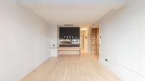 Sala d'estar de Apartament en venda en  Barcelona Capital amb Aire condicionat, Calefacció i Parquet