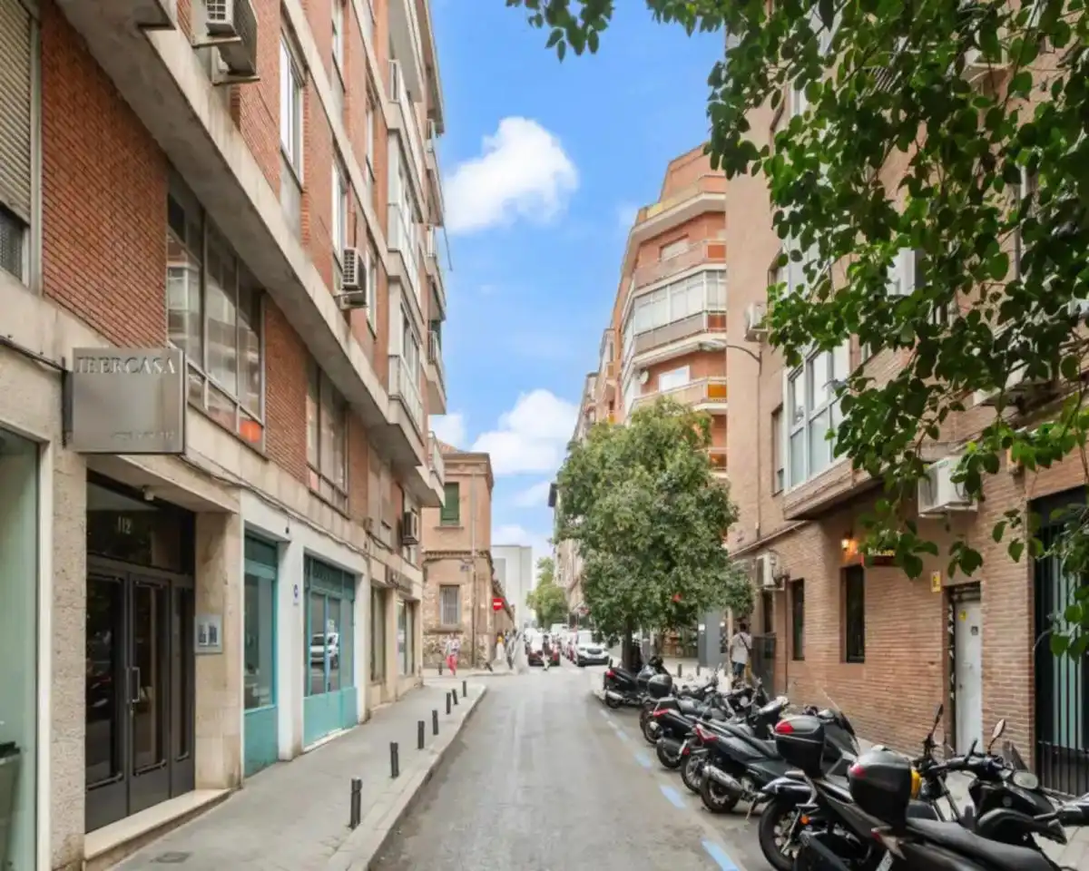 Vista exterior de Apartamento para compartir en Madrid con Aire acondicionado, Calefacción y Amueblado