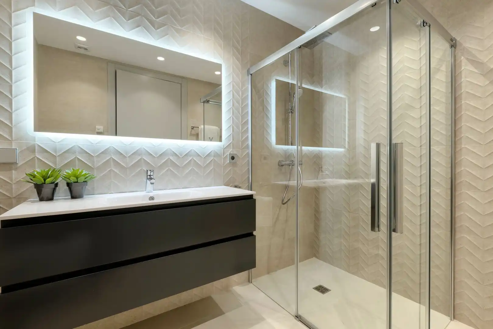 Baño de Casa o chalet en venta en Marbella con Aire acondicionado, Calefacción y Jardín privado