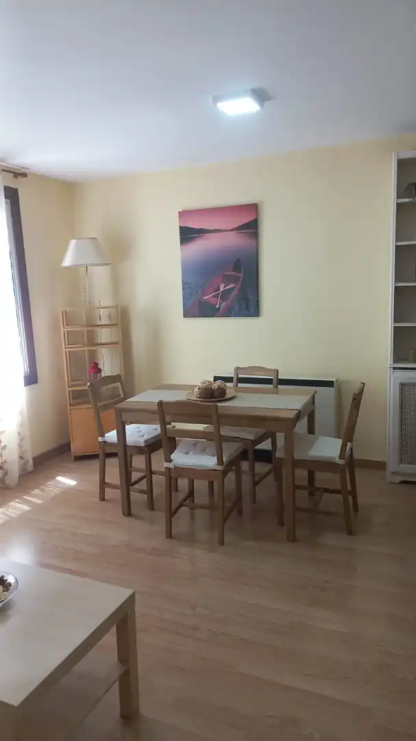 Dining room of Flat for rent in Zaragoza  with Heating, Parquet flooring and Furnished