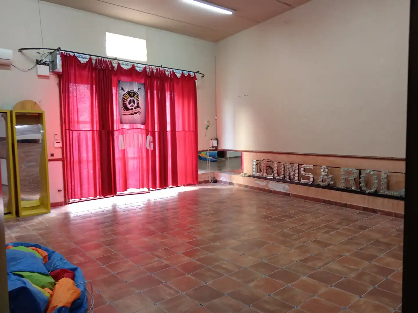 Local de alquiler en Golmés con Aire acondicionado, Calefacción y Amueblado