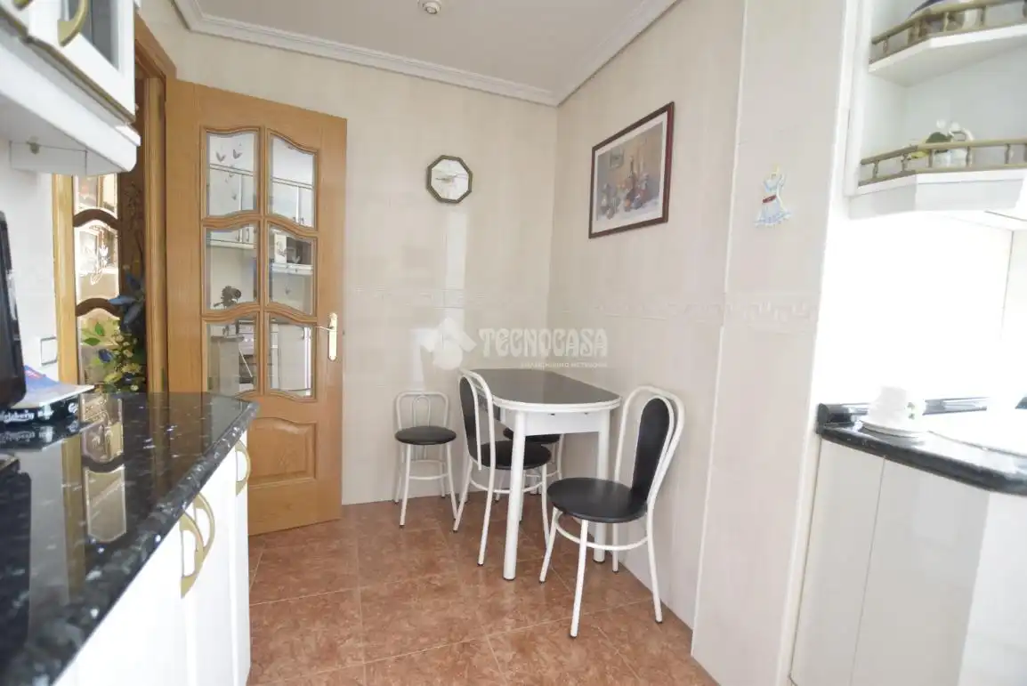 Küche von Wohnung zum Verkauf in Alcorcón mit Klimaanlage, Heizung und Terrasse