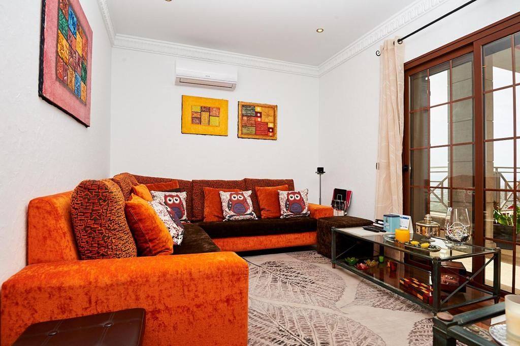 Living room of Country house for sale in Adeje  with Terrace, Storage room and Swimming Pool