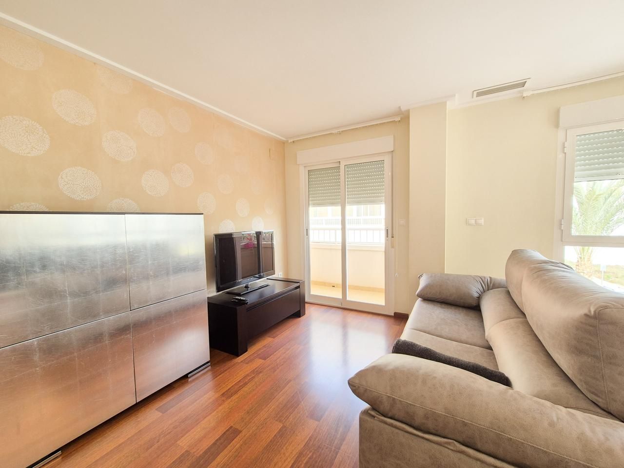 Flat to rent in Las Bayas