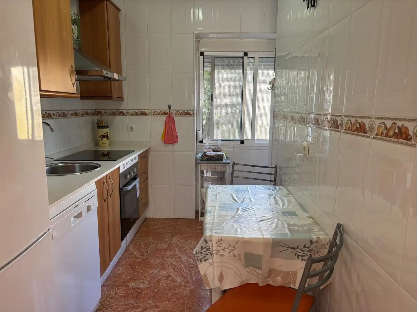 Cocina de Piso en venta en Barbate con Trastero y Amueblado