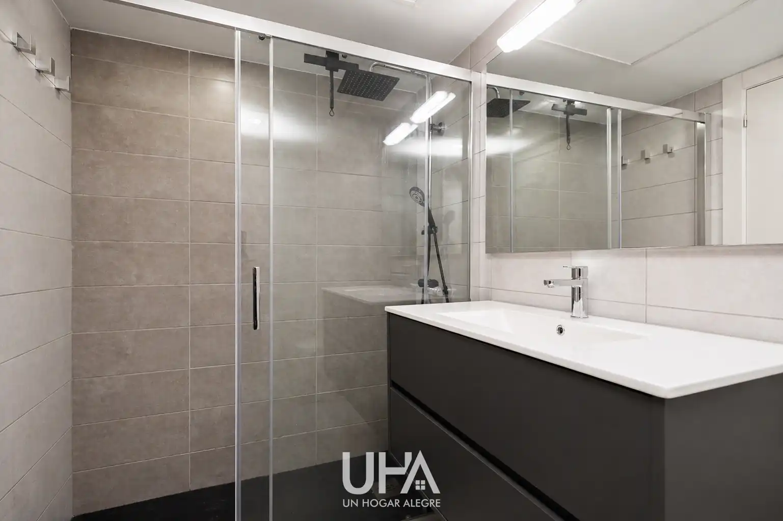 Baño de Piso en venta en Gavà con Aire acondicionado, Calefacción y Parquet