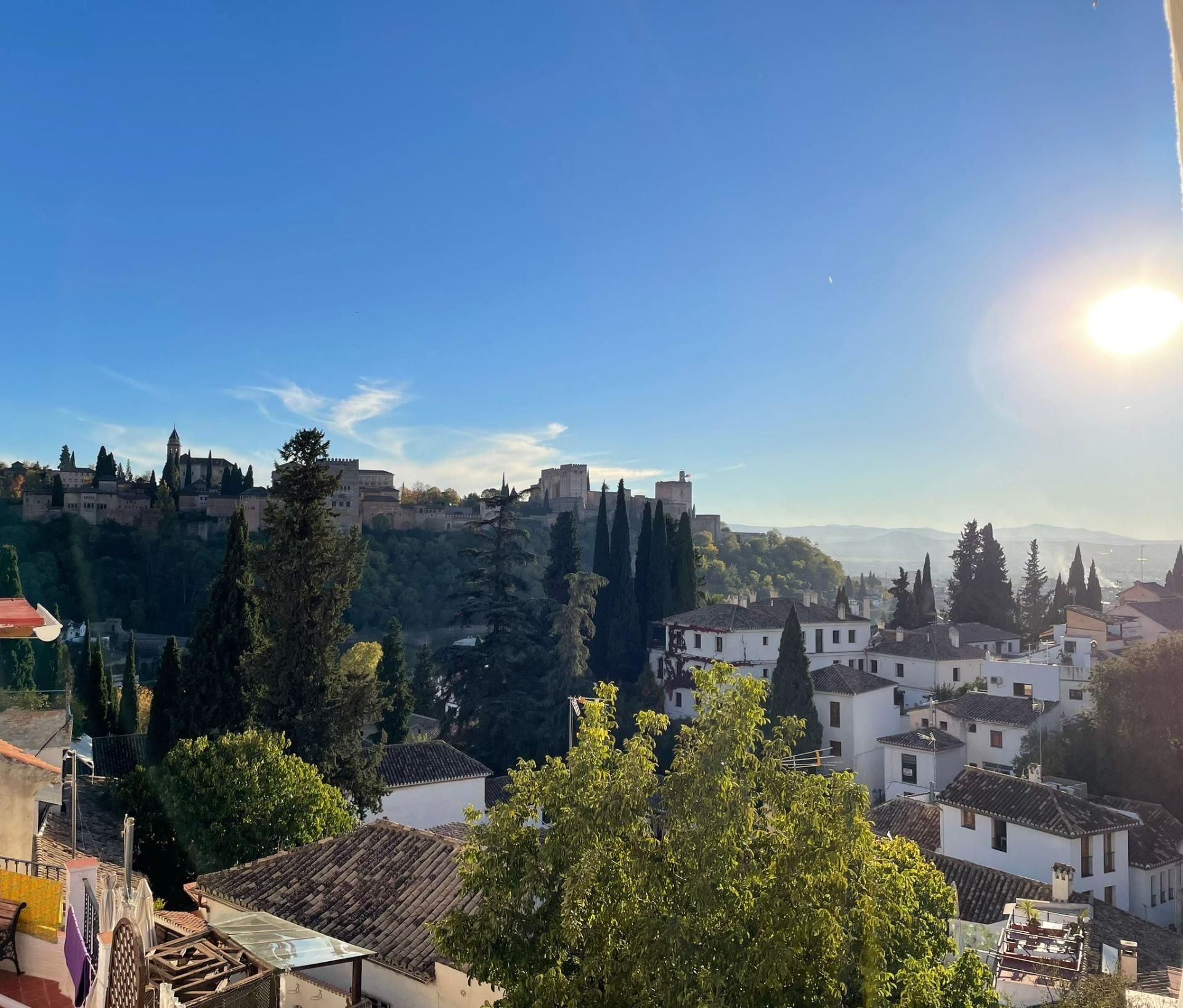 Vista exterior de Casa o xalet de lloguer en  Granada Capital amb Terrassa