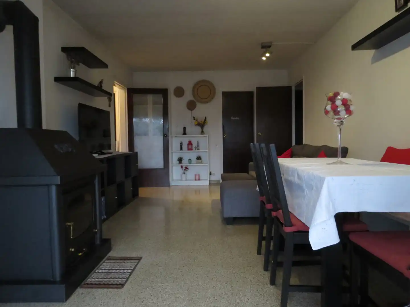 Wohnzimmer von Erdgeschoss zum Verkauf in Sant Andreu de Llavaneres mit Heizung, Terrasse und Ofen