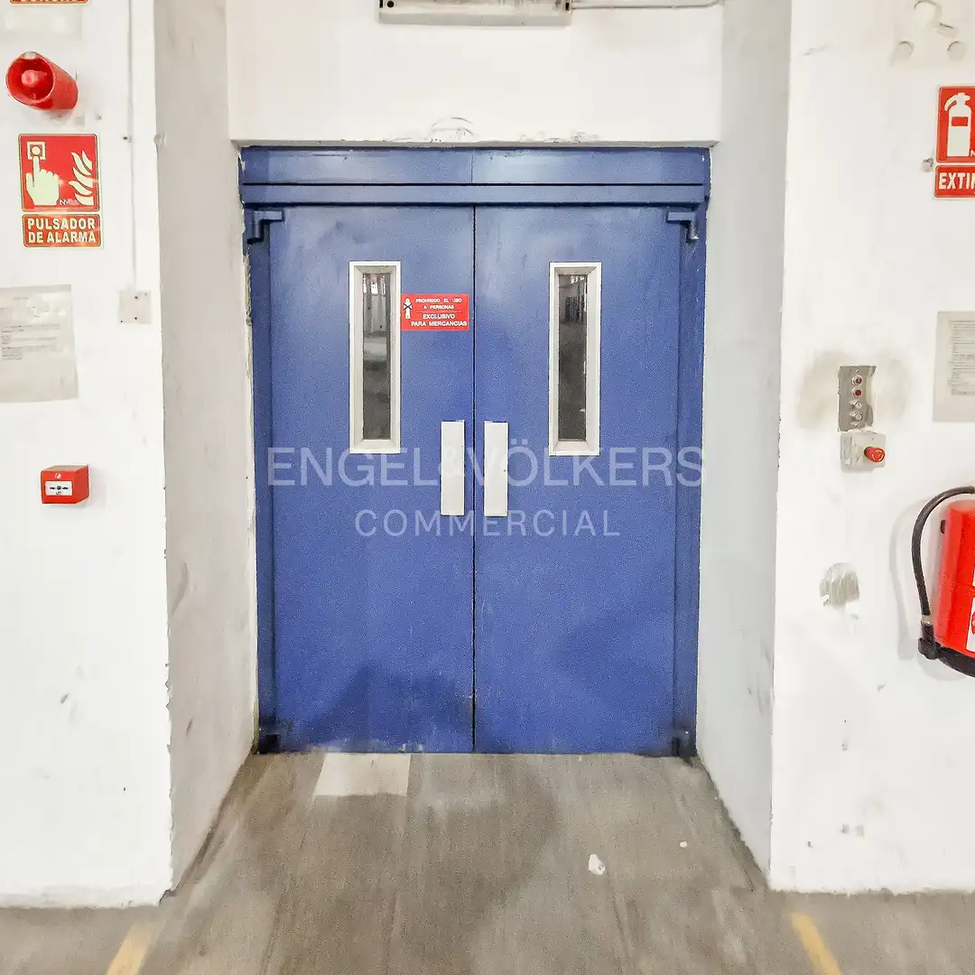Nau industrial de lloguer en Sant Boi de Llobregat