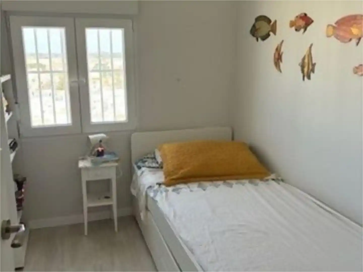 Habitación de Piso de alquiler en Rota con Amueblado y Balcón