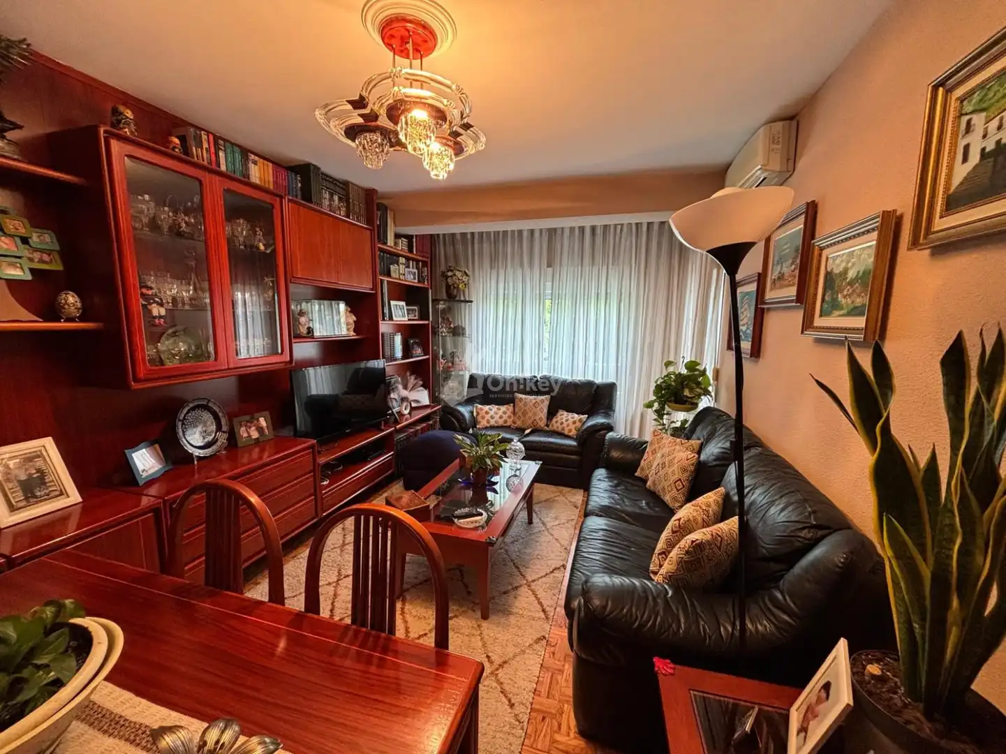 Sala de estar de Piso en venta en Alcobendas con Aire acondicionado, Calefacción y Parquet