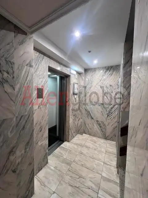 Apartamento en venta en Oviedo  con Calefacción