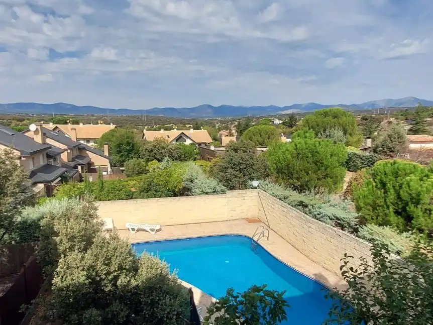 Piscina de Casa o xalet de lloguer en La Navata