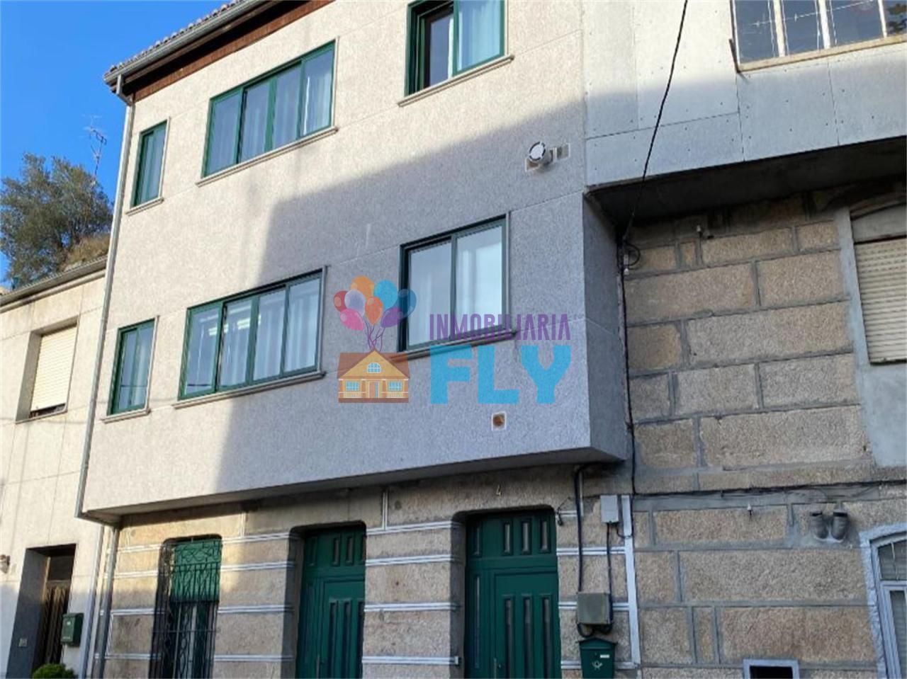 Vista exterior de Casa o xalet en venda en Pantón amb Calefacció i Traster