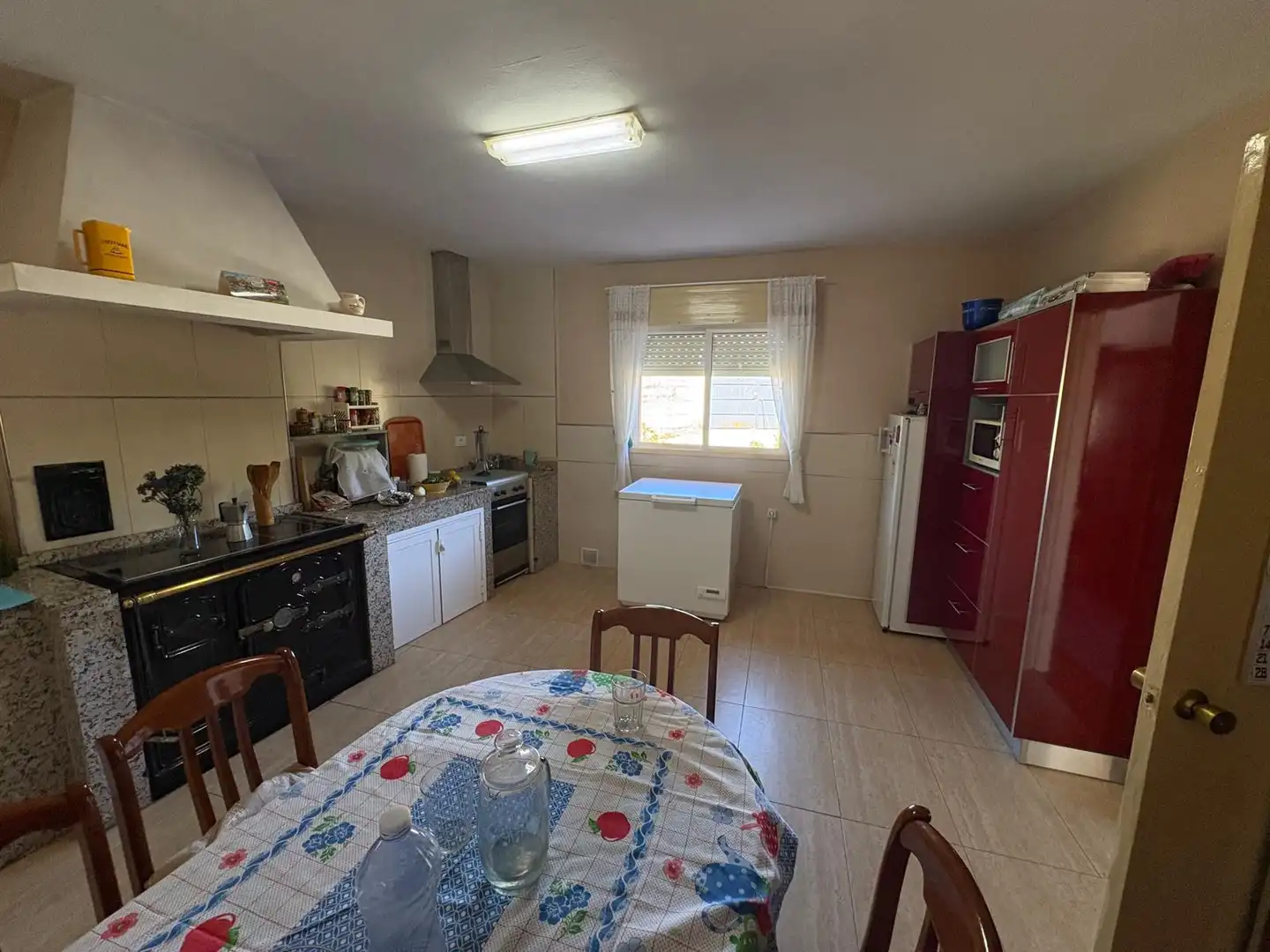 Cocina de Casa o chalet en venta en Covelo con Jardín privado, Trastero y Amueblado