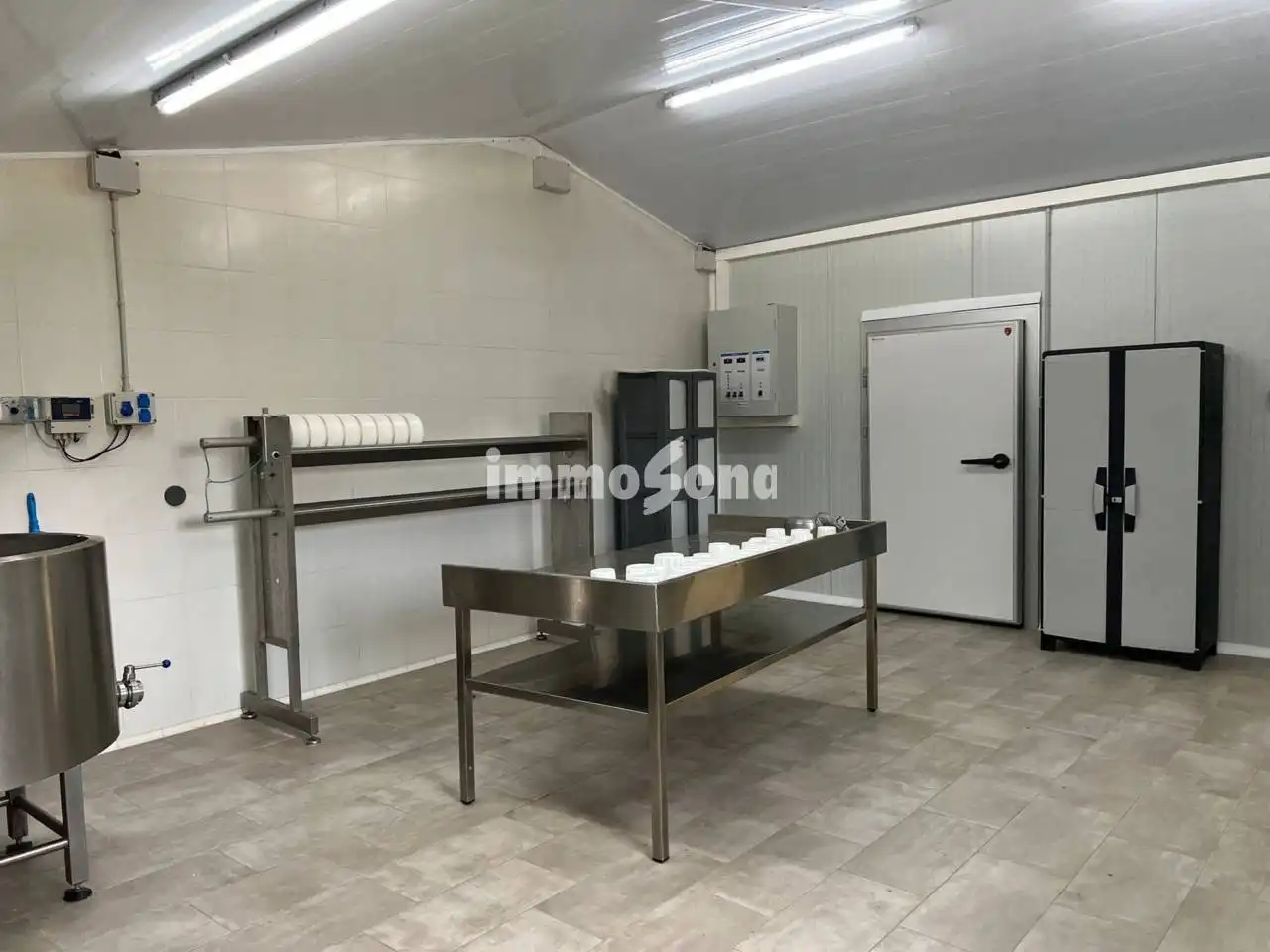 Kitchen of Commercial properties for sale in Les Masies de Voltregà