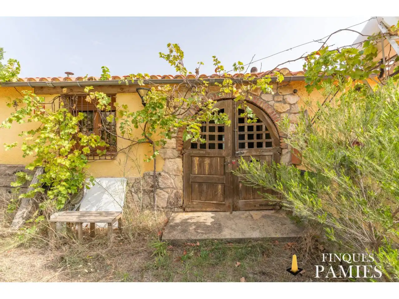 Garden of Country homes for sale in La Selva del Camp  with Private garden, Terrace and Swimming Pool