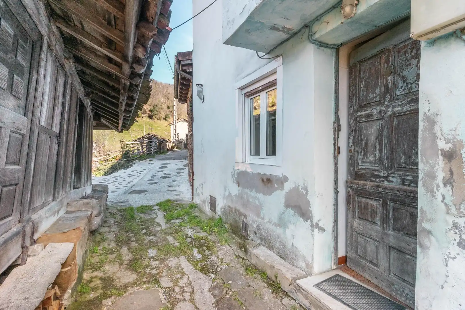 Exterior view of Houses for sale in Aller  with Private garden and Storage room