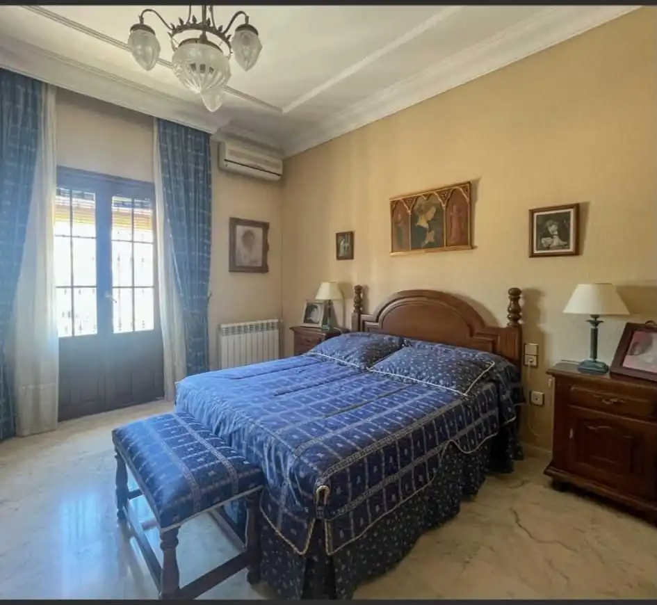Dormitori de Casa o xalet en venda en La Roda de Andalucía amb Aire condicionat, Terrassa i Moblat