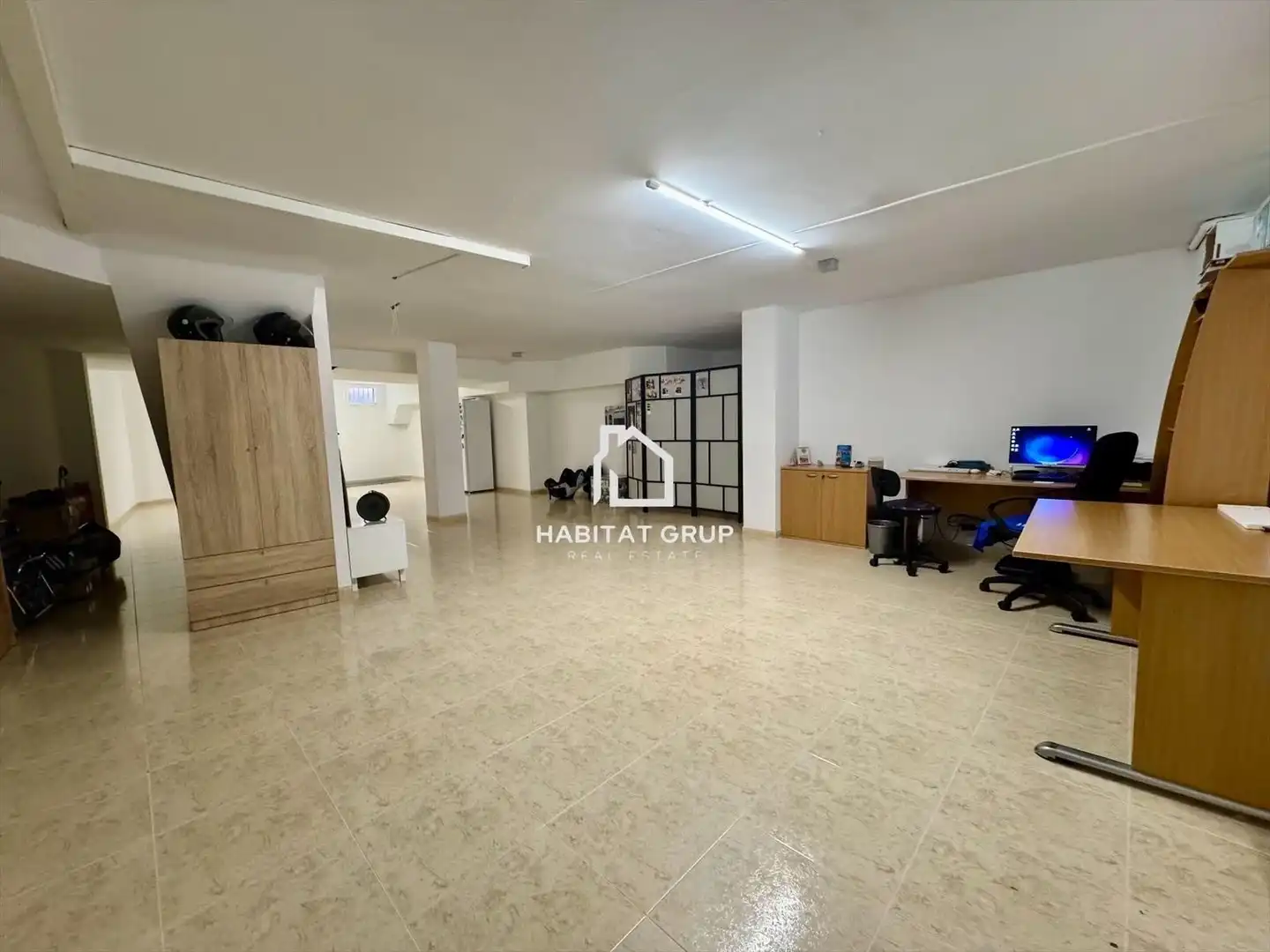 Flat for sale in Girona  with Air Conditioner, Heating and Private garden