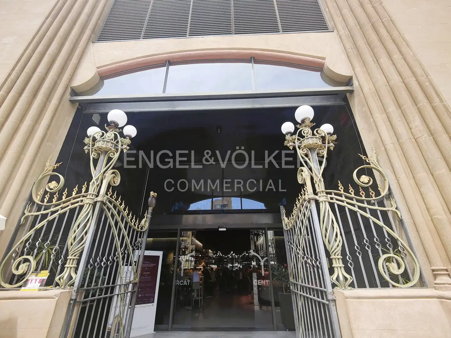 Business premises to rent in Centre, imagen 3