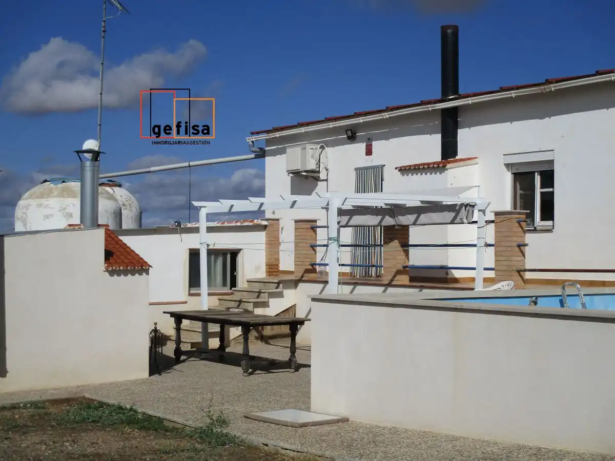 Chalet en venta en Valdepeñas