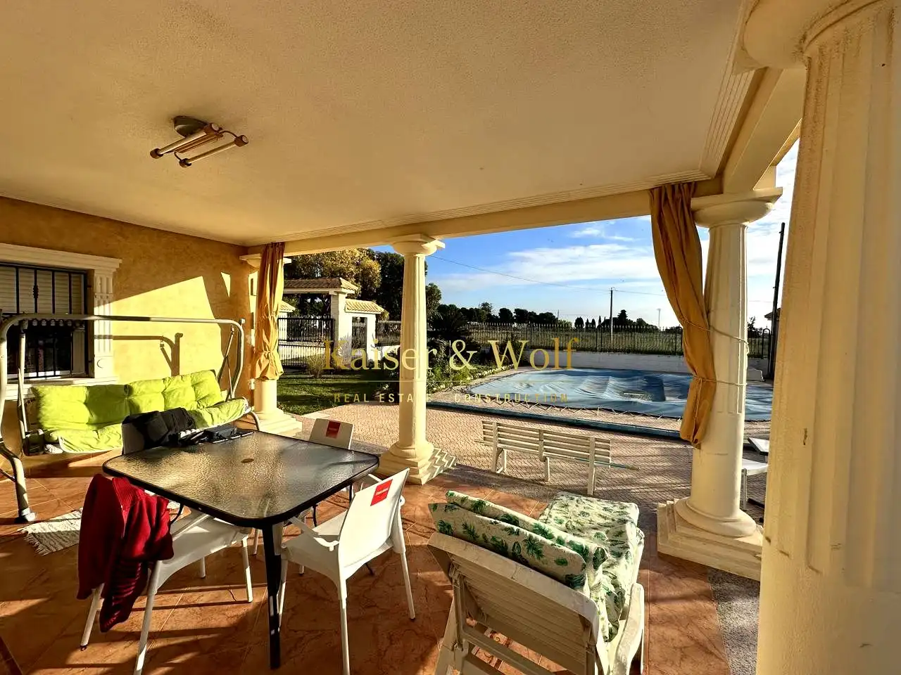 Terrassa de Casa o xalet en venda en Elche / Elx amb Aire condicionat, Jardí privat i Piscina
