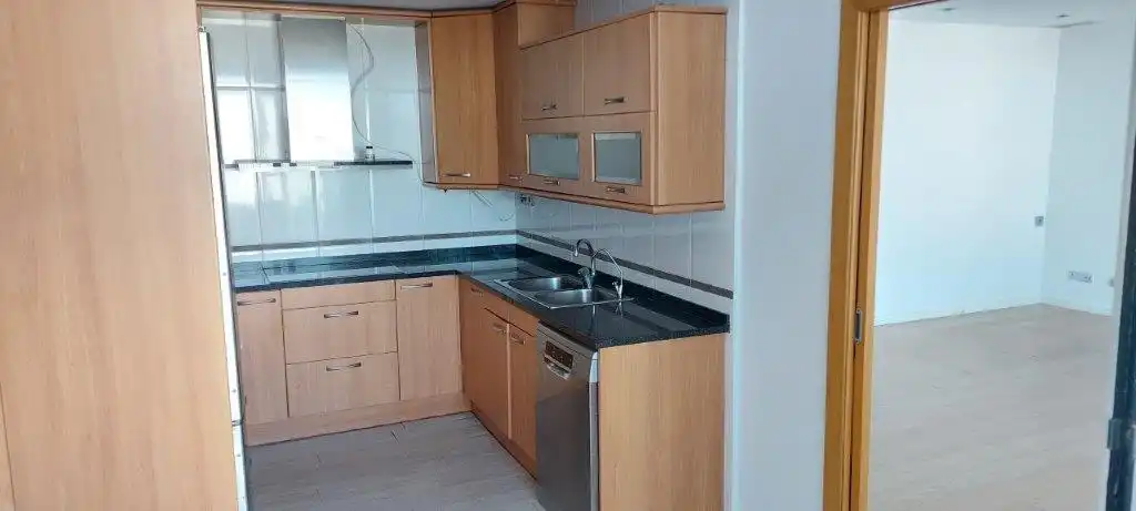 Cuina de Dúplex en venda en Sant Pere de Ribes amb Aire condicionat, Calefacció i Jardí privat