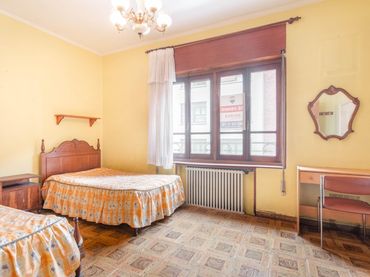 Piso en venta en Calle MANUEL GUTIERREZ 13