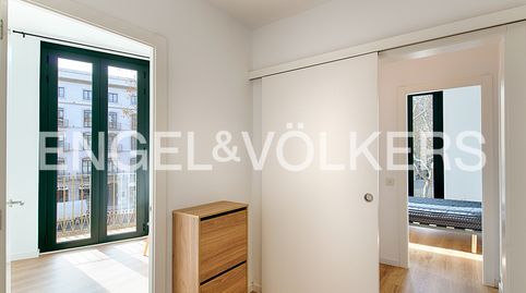 Edificio con Local Comercial y Viviendas Alquiladas en Venta en la Rambla de Figueres, imagen 3