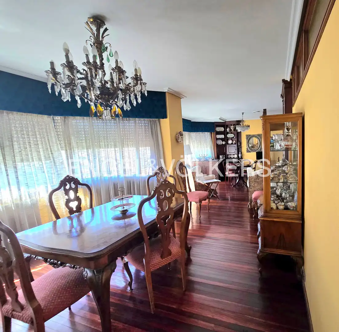 Comedor de Apartamento en venta en Vigo  con Calefacción y Terraza