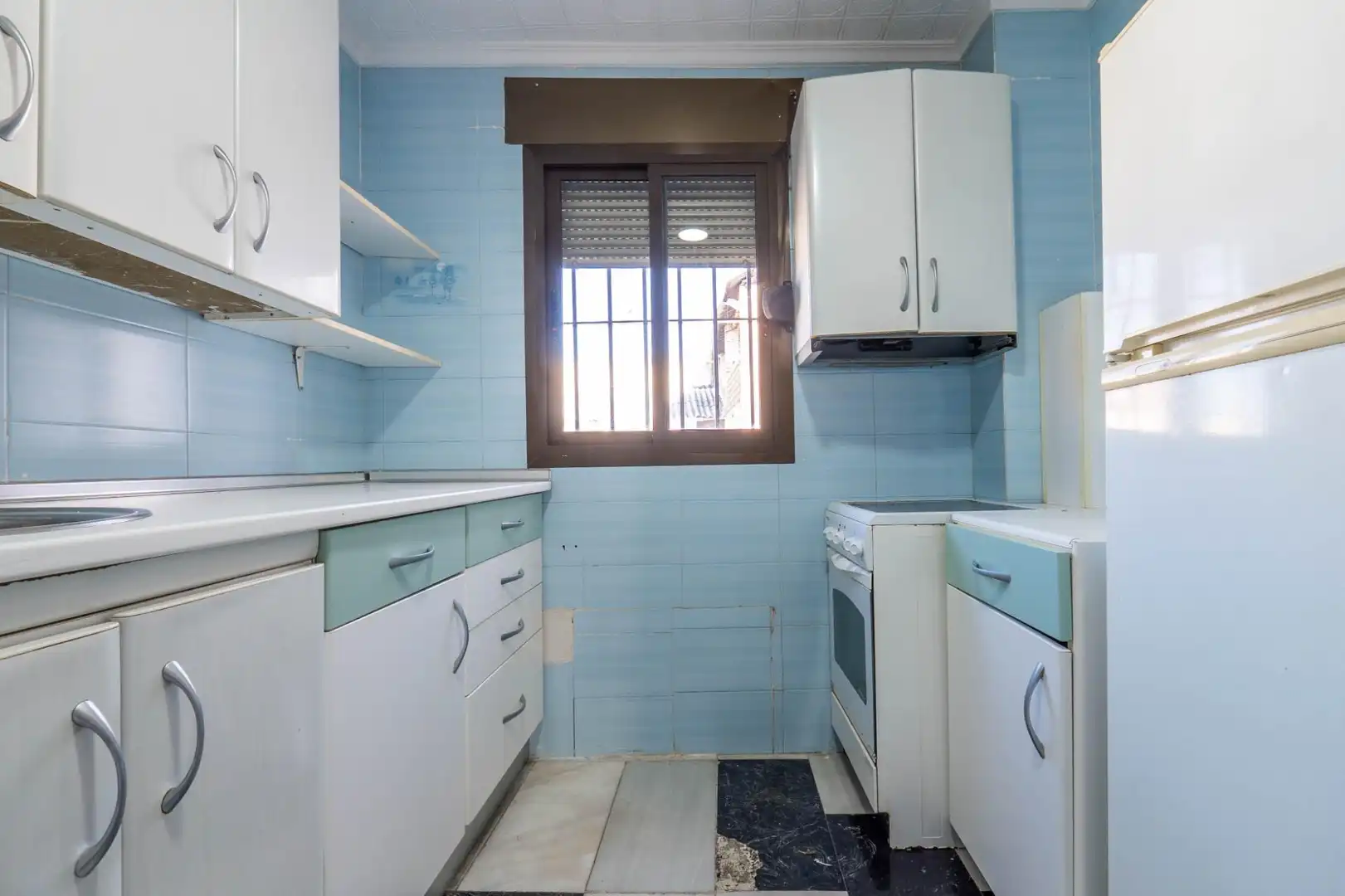 Cocina de Casa adosada en venta en Santa Fe con Aire acondicionado, Terraza y Trastero