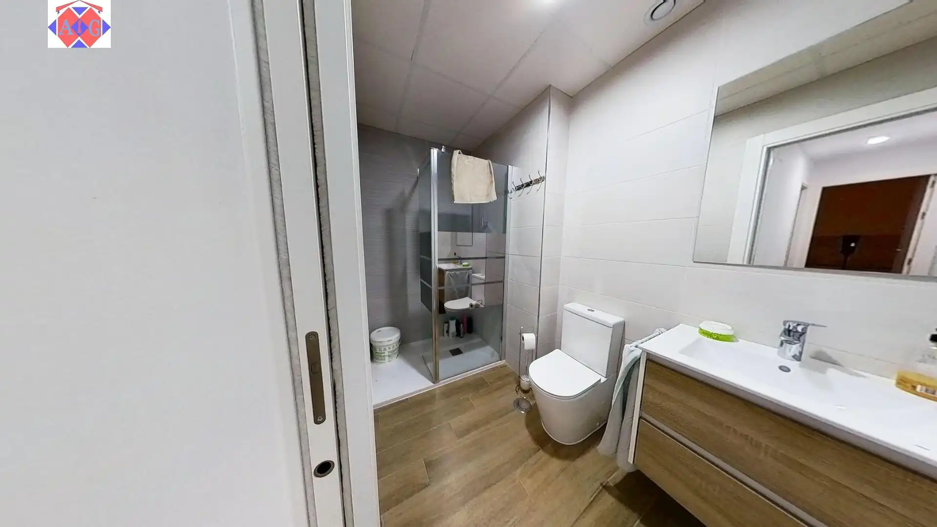 Baño de Piso en venta en Gualchos con Aire acondicionado, Calefacción y Terraza
