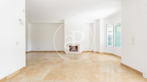 Foto 5 de Casa adosada en venda a Encinar de los Reyes, Madrid